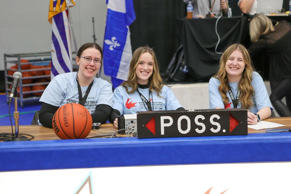 VIU Mariners Game Day Staff